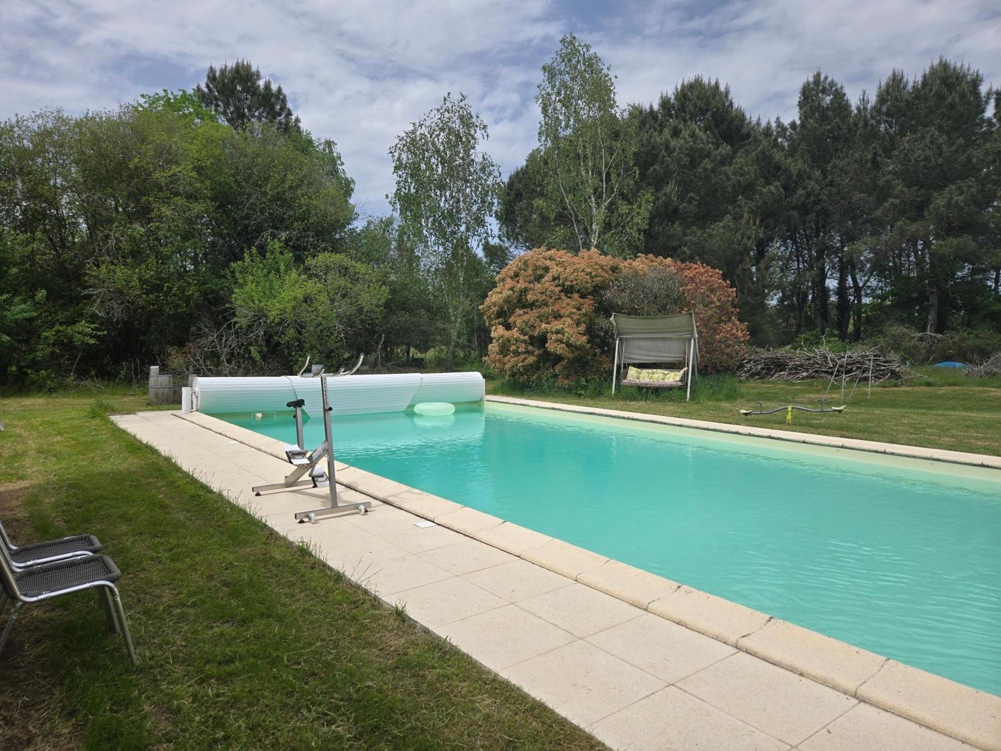 Domaine De La Sarrotte Bed and Breakfast Saugon Rum bild